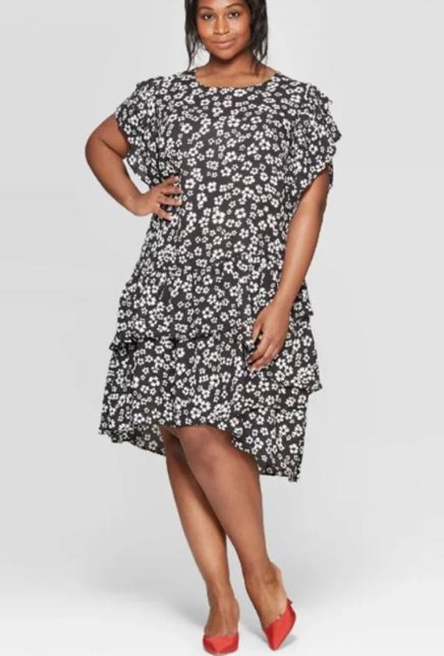 Who What Wear 2X Black White Floral Tiered Ruffle Dress NWT